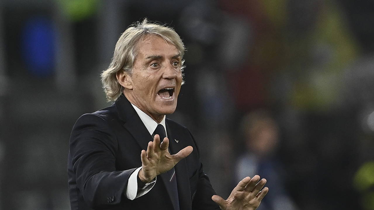Roberto Mancini'den Türkiye maçı öncesi flaş karar: 10 ismi kadroya almadı