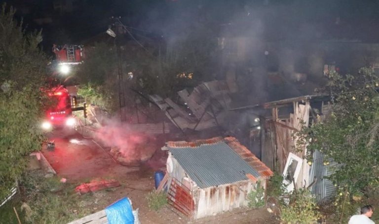 Havza'da yangın: İki ev hasar gördü – Son Dakika Türkiye Haberleri