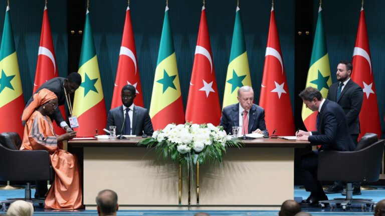 Türkiye, Senegal ile enerji, petrol ve doğalgaz alanında anlaşma imzaladı