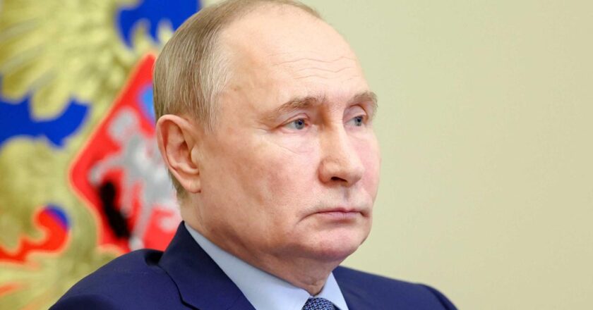 Putin, Ukrayna’da tek taraflı Paskalya ateşkesi ilan etti