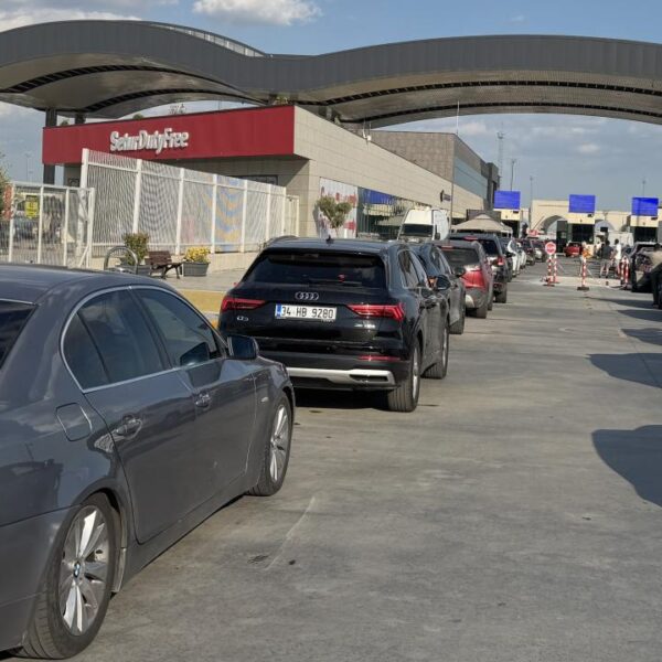 Gurbetçilerin Türkiye’ye gelişleri devam ediyor