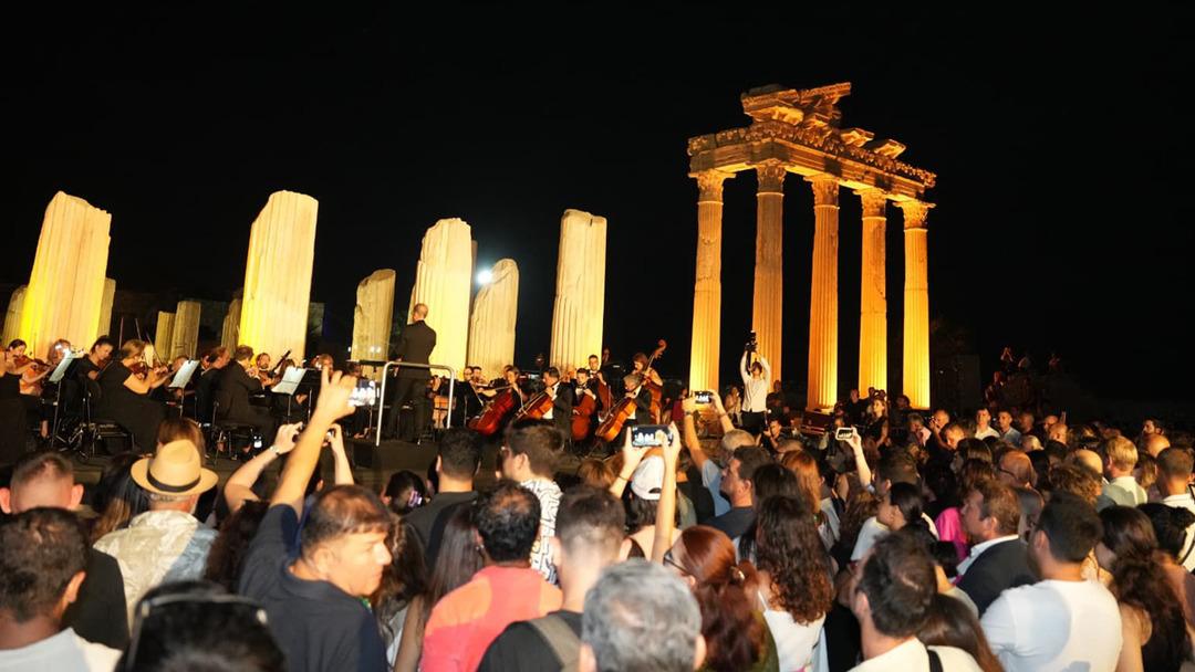 Gece Müzesi Devam ediyor 27 Oren Place 6