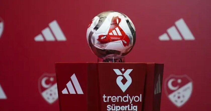 Süper Lig'de maç saati değişti