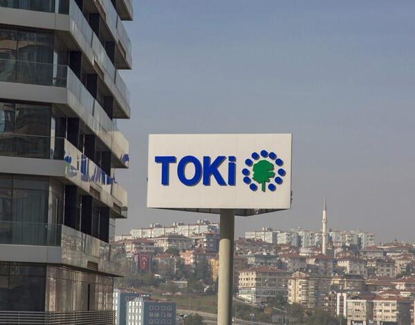 TOKİ’ye eşler (karı koca) başvurabilir mi? TOKİ sosyal konut projesine aynı haneden 2 kişi başvurabiliyor mu?