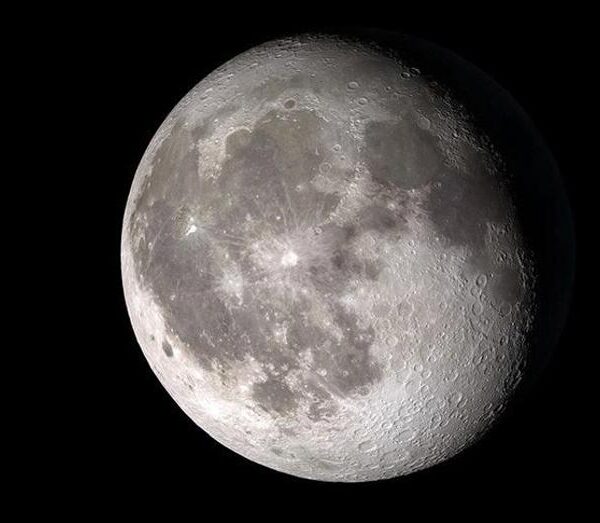 Dev asteroit Ay’a çarpabilir: Dünya üzerindeki etkileri ne olacak?