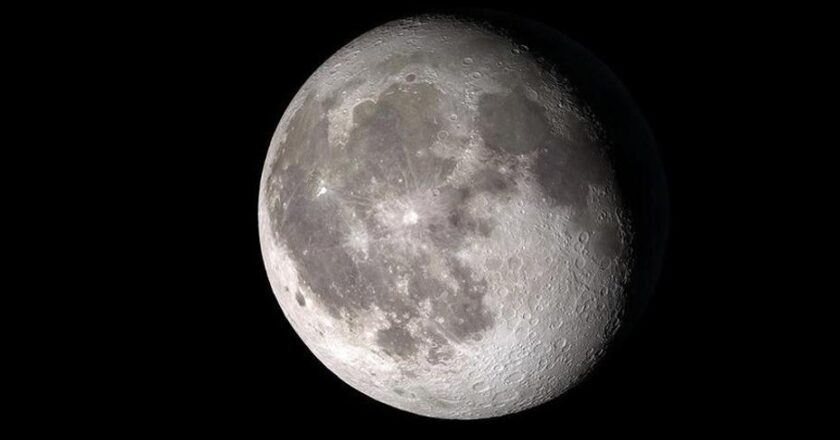 Dev asteroit Ay’a çarpabilir: Dünya üzerindeki etkileri ne olacak?