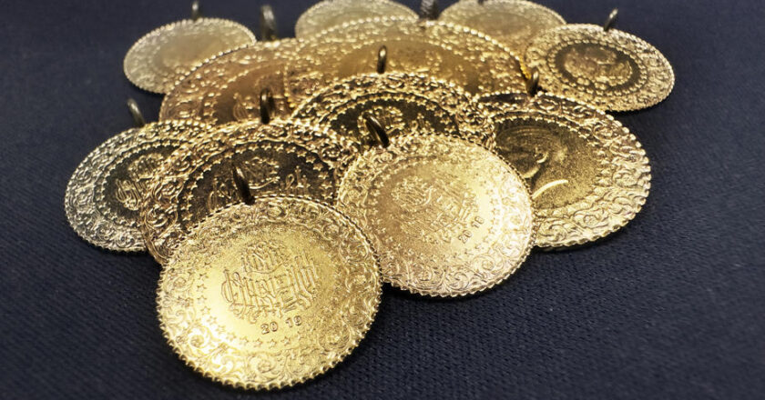 13 Kasım 2025: Altın fiyatları ne durumda? Gram, çeyrek, yarım, cumhuriyet ve tam altın alış-satış rakamları!