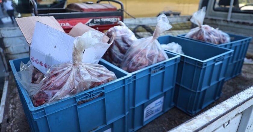 Otobüsün bagajında tonlarca kaçak et ele geçirildi!