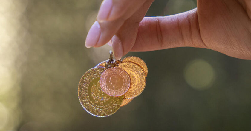 Altın fiyatları bugün ne kadar? 25 Kasım canlı gram altın ve çeyrek altın alış-satış fiyatları